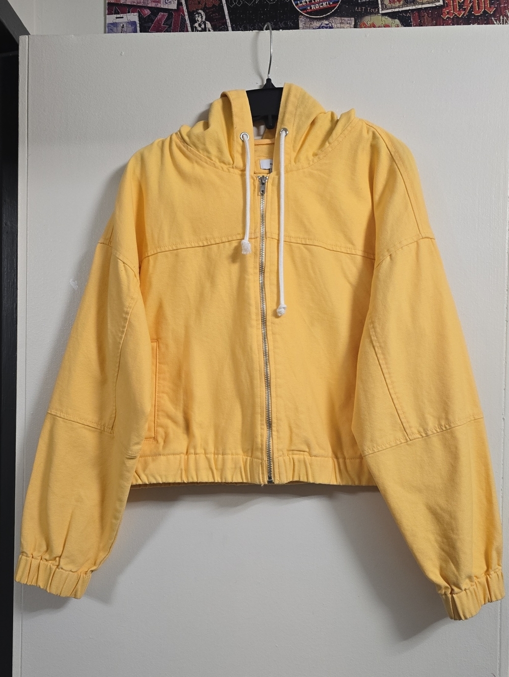 Forever 21 Yellow Zip-Up Hooded Bomber Jacket
